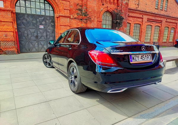 Mercedes-Benz Klasa C cena 119000 przebieg: 102000, rok produkcji 2019 z Dobrzany małe 137